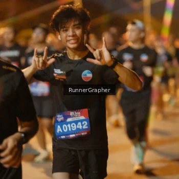 Runner Photo 3805624