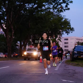 Runner Photo 3805675