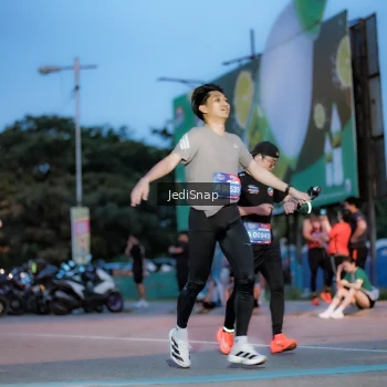 Runner Photo 3805680