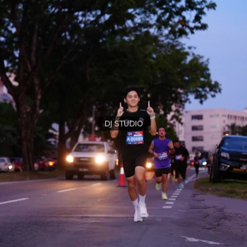 Runner Photo 3805682