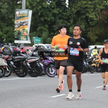 Runner Photo 3805694