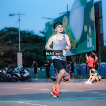 Runner Photo 3805702