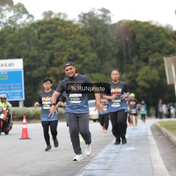 Runner Photo 3805719