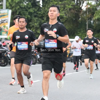 Runner Photo 3805735