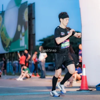 Runner Photo 3805744