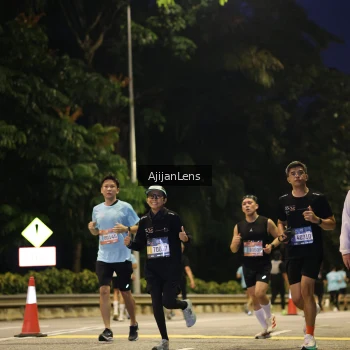 Runner Photo 3805753