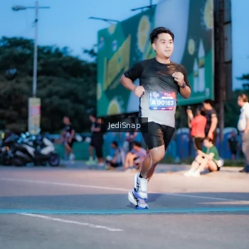 Runner Photo 3805780