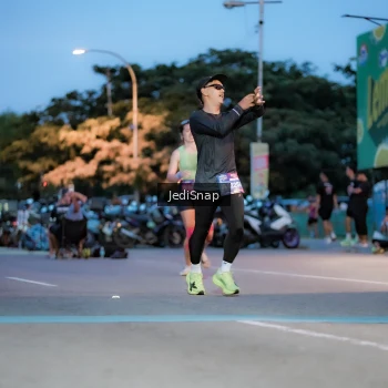 Runner Photo 3805849