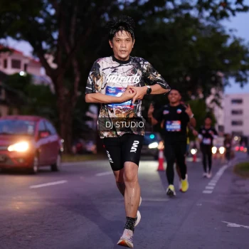 Runner Photo 3805865