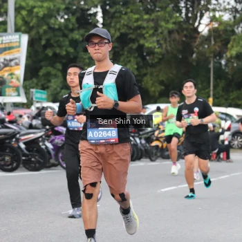 Runner Photo 3805866