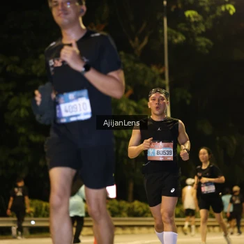 Runner Photo 3805868