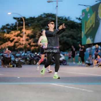 Runner Photo 3805869