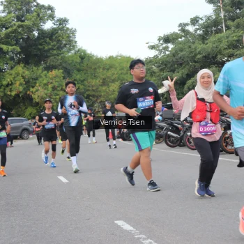 Runner Photo 3805879