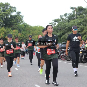Runner Photo 3805978
