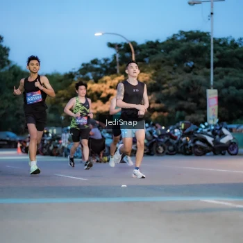Runner Photo 3805981