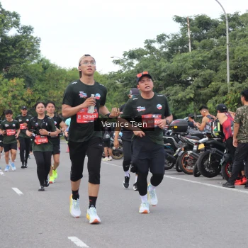 Runner Photo 3805983