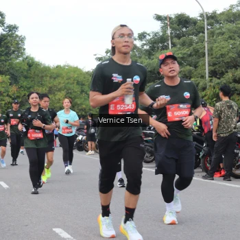 Runner Photo 3805992