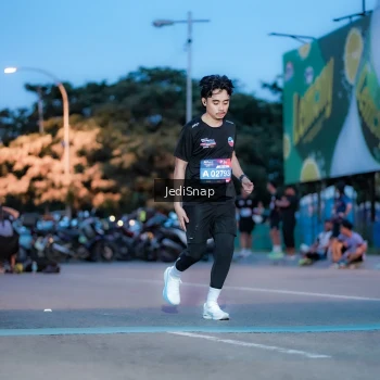 Runner Photo 3805999