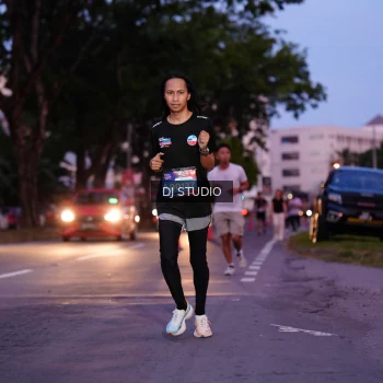 Runner Photo 3806011