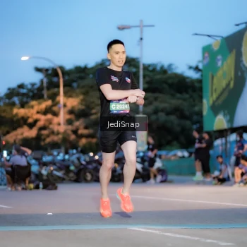 Runner Photo 3806039