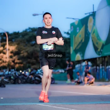 Runner Photo 3806050