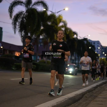 Runner Photo 3806089