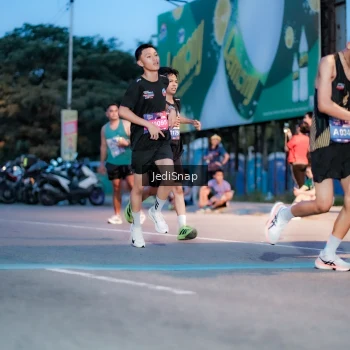 Runner Photo 3806149