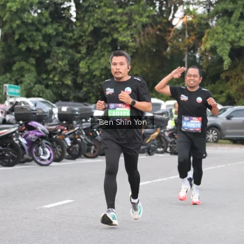 Runner Photo 3806164