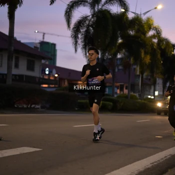 Runner Photo 3806165