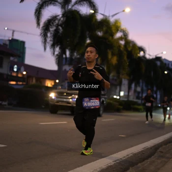 Runner Photo 3806172