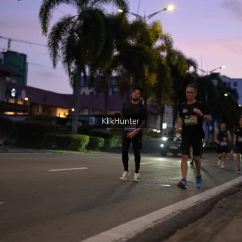 Runner Photo 3806173