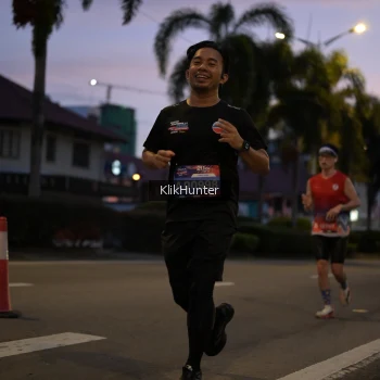 Runner Photo 3806181
