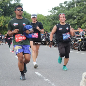 Runner Photo 3806201