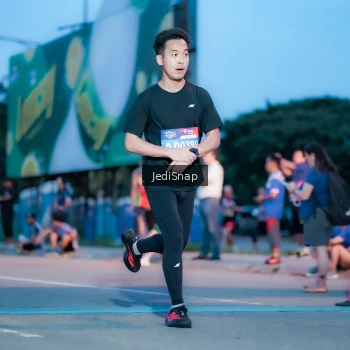 Runner Photo 3806270