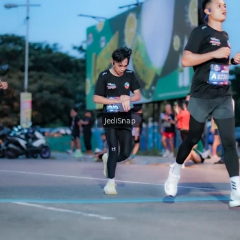 Runner Photo 3806277