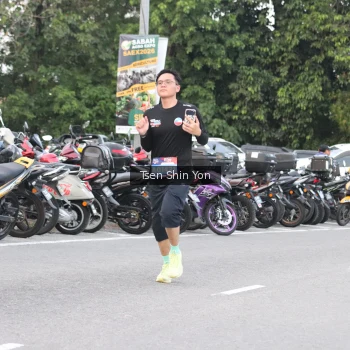 Runner Photo 3806301