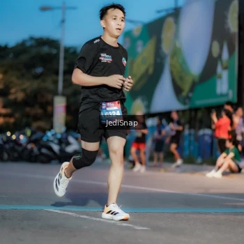 Runner Photo 3806304