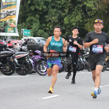 Runner Photo 3806310