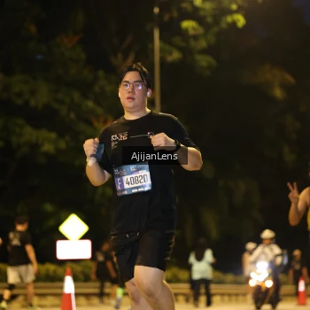 Runner Photo 3806346