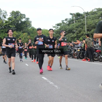 Runner Photo 3806347
