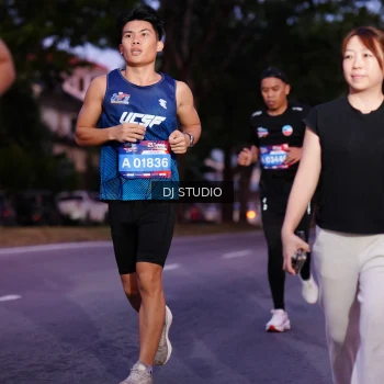 Runner Photo 3806370