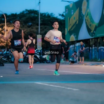 Runner Photo 3806410