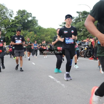 Runner Photo 3806419