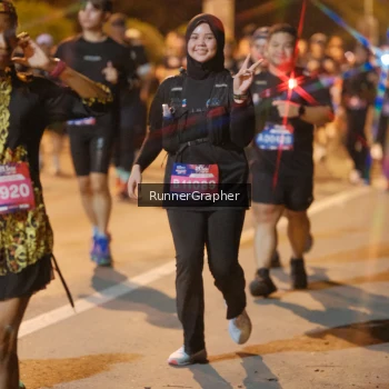 Runner Photo 3806421