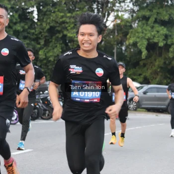 Runner Photo 3806451