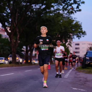 Runner Photo 3806481