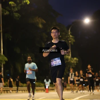 Runner Photo 3806513