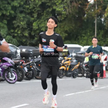Runner Photo 3806518