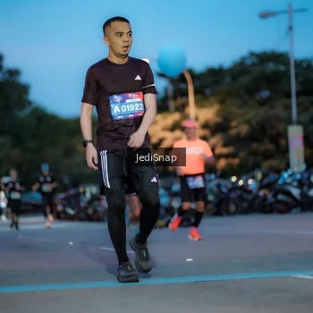 Runner Photo 3806534