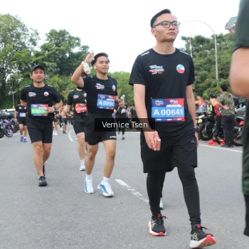 Runner Photo 3806541